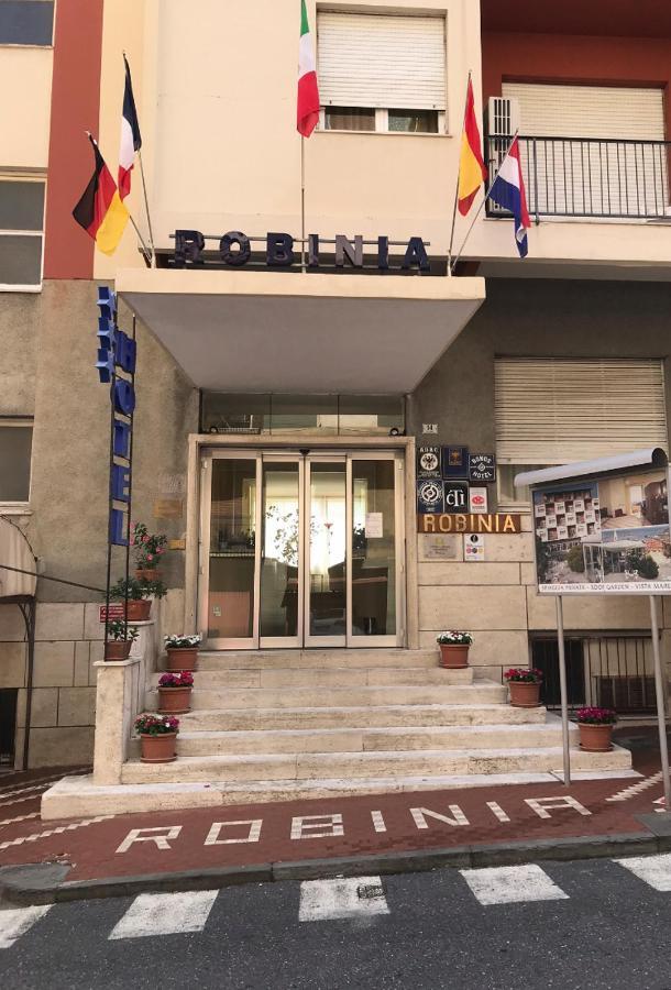 Hotel Robinia Imperia Dış mekan fotoğraf