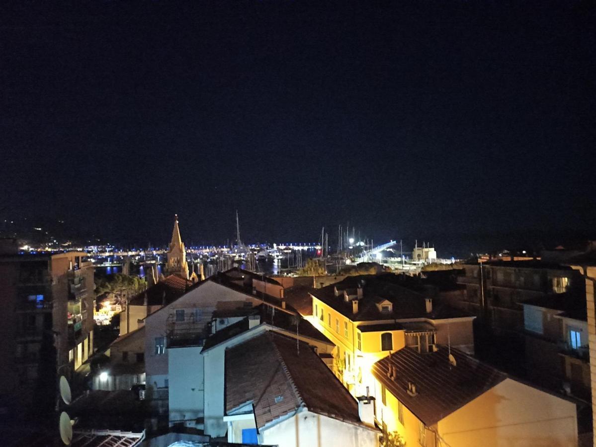 Hotel Robinia Imperia Dış mekan fotoğraf