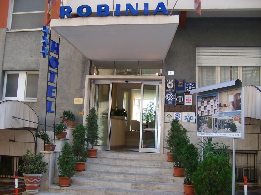 Hotel Robinia Imperia Dış mekan fotoğraf